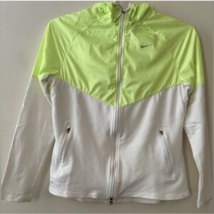 Nike Women’s Running Jacket Size Medium